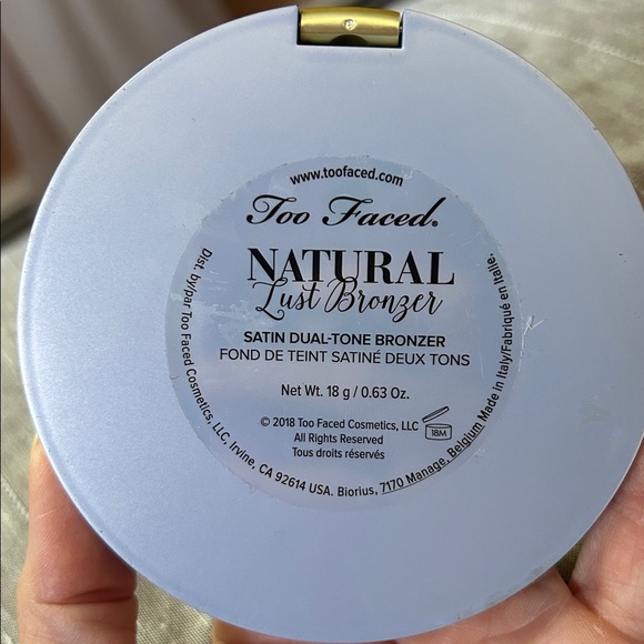 Too Faced Natural Lust Bronzer 🦚 - Picture 5 of 5